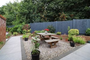 Photo 18- click for photo gallery